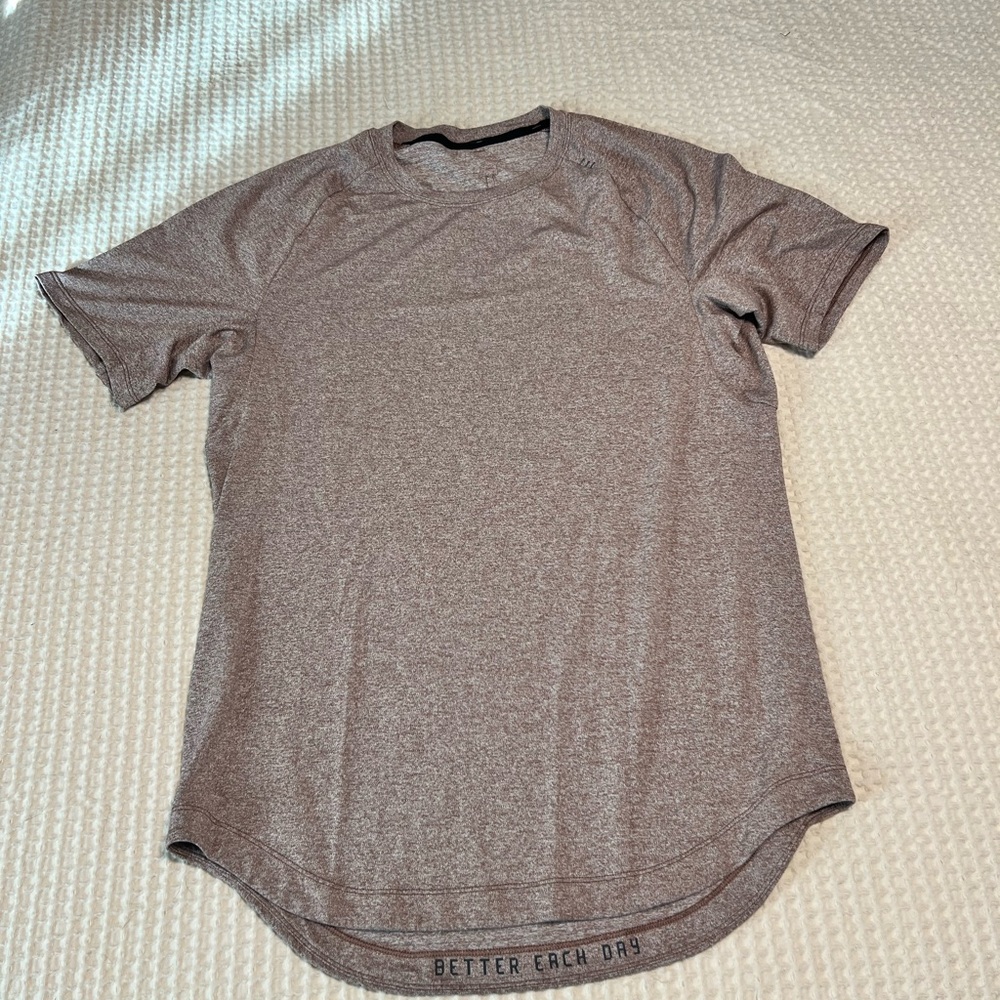 Lululemon Men's Red T-Shirt